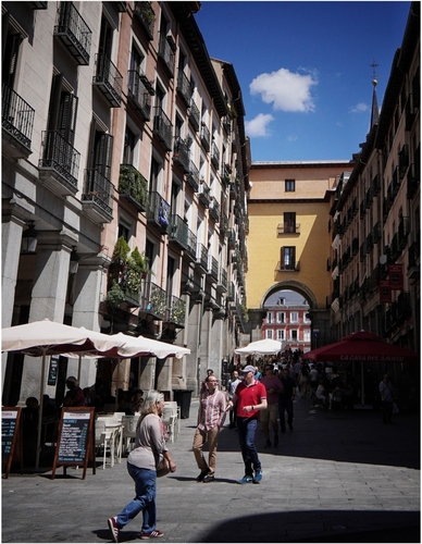 Madrid-spain,June,11,,2023:,Tourists,Walking,Through,Puerta,De,Toledo